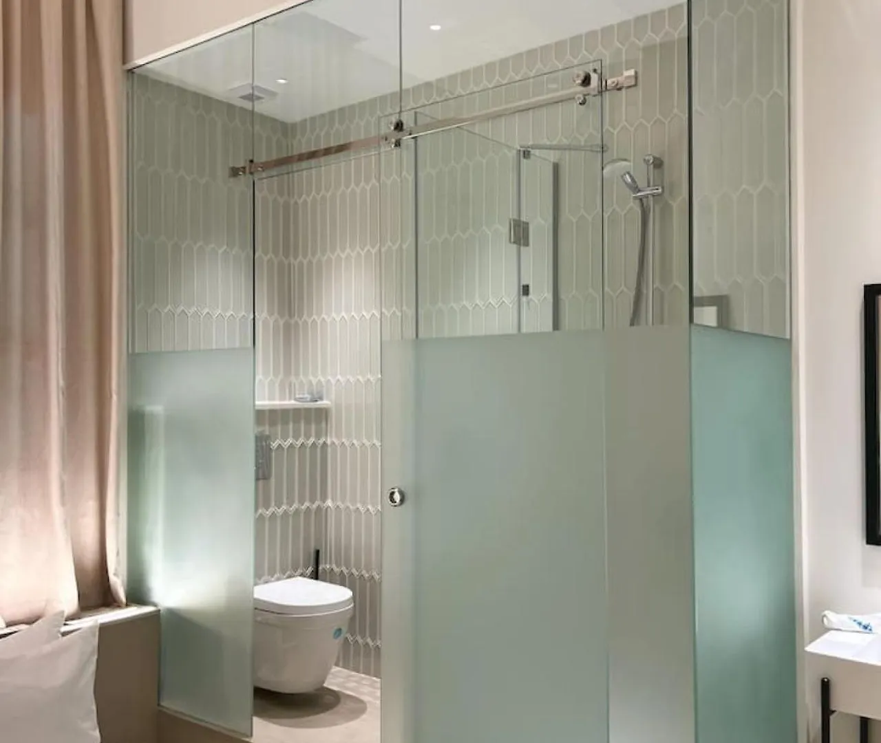 Bhub 5 Bedrooms Guesthouse In Gemmayze Beirut Lebanon
